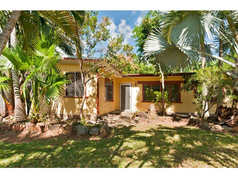 23 Daphne Street, Redlynch QLD 4870