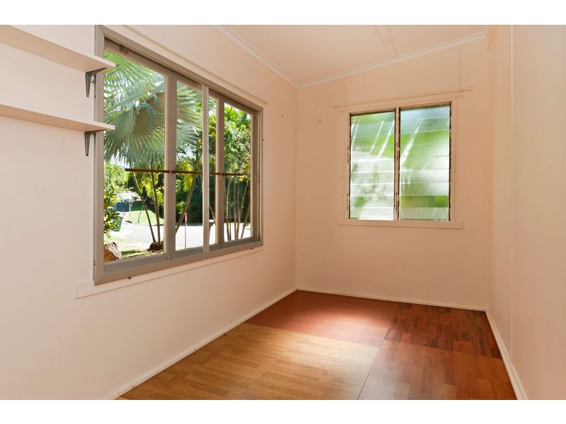 23 Daphne Street, Redlynch QLD 4870