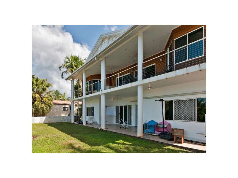 18 Toona Terrace, Redlynch QLD 4870