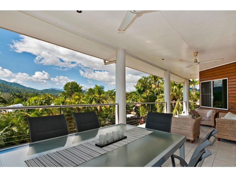 18 Toona Terrace, Redlynch QLD 4870