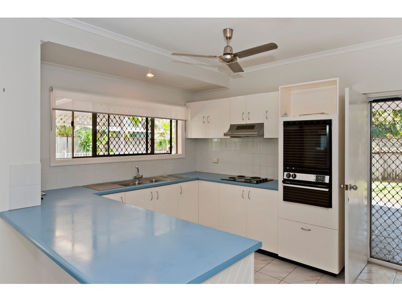 23 Kalyan Close, Caravonica QLD 4878