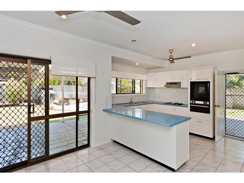 23 Kalyan Close, Caravonica QLD 4878