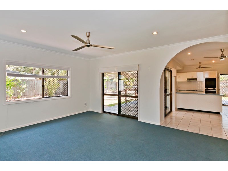 23 Kalyan Close, Caravonica QLD 4878