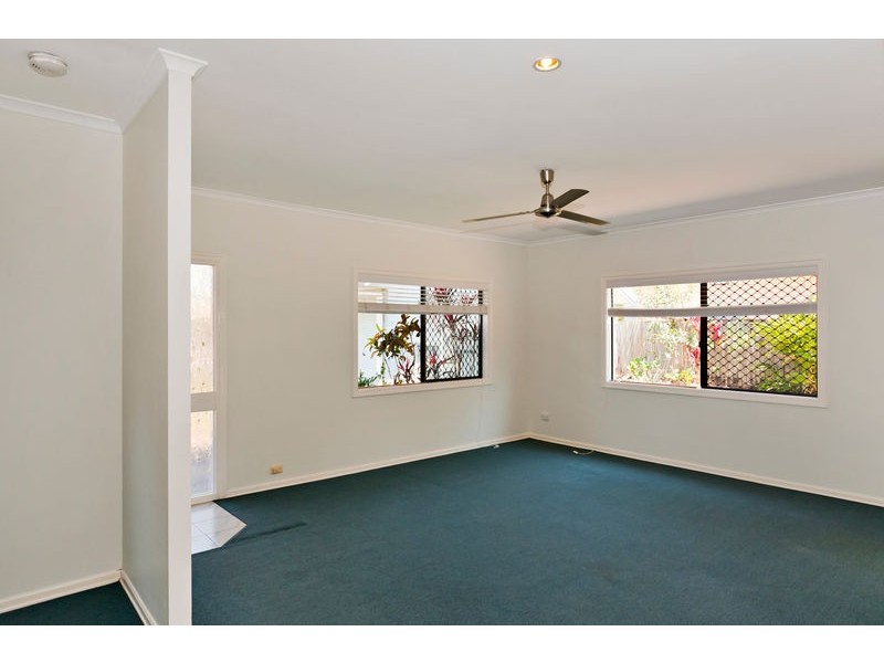 23 Kalyan Close, Caravonica QLD 4878