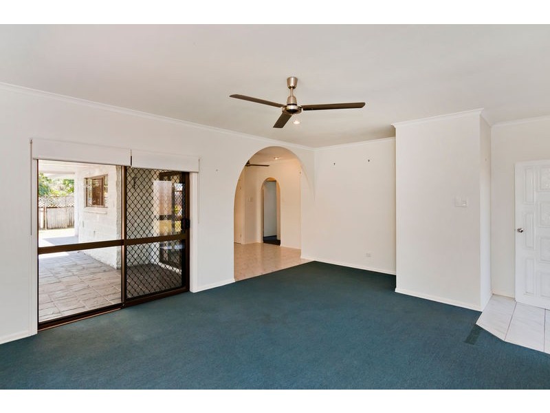 23 Kalyan Close, Caravonica QLD 4878