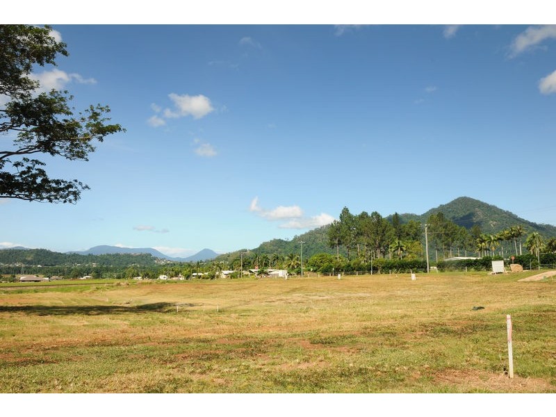 Lot 14, 1 Shaws Road, Redlynch QLD 4870