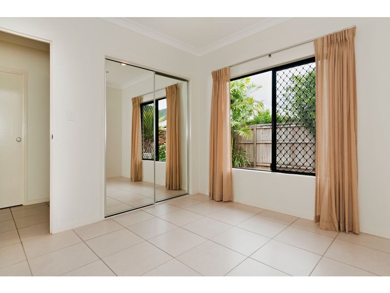 11 Davidson Close, Redlynch QLD 4870