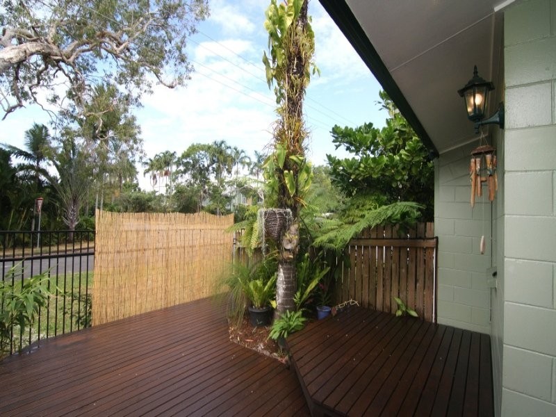 16/25 Hibiscus (Cnr Poinciana & Pandanus), Holloways Beach QLD 4878