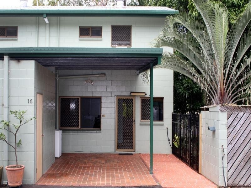 16/25 Hibiscus (Cnr Poinciana & Pandanus), Holloways Beach QLD 4878
