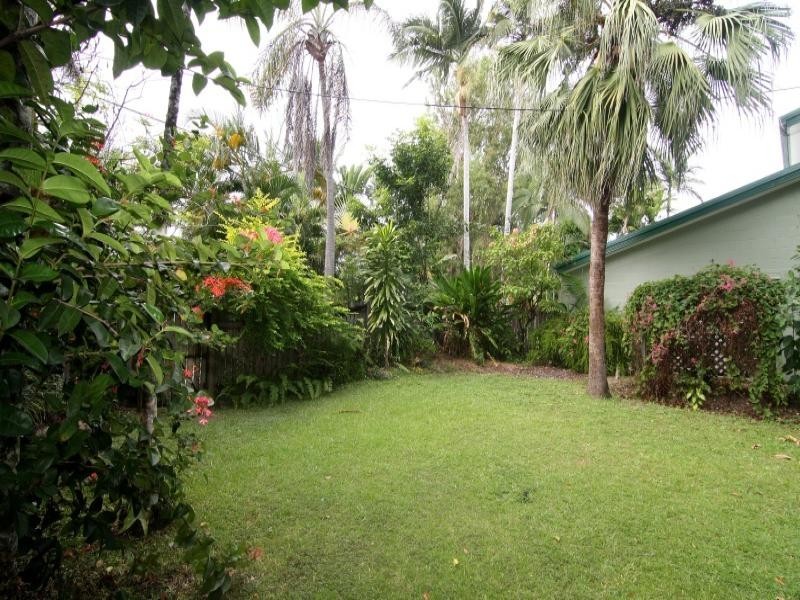 16/25 Hibiscus (Cnr Poinciana & Pandanus), Holloways Beach QLD 4878
