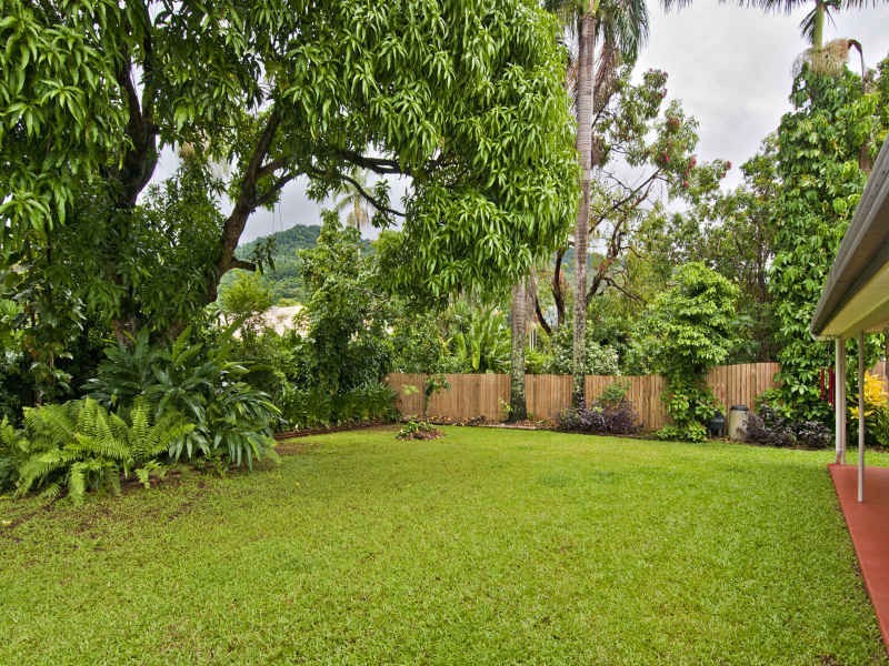 13 Norilla Close, Caravonica QLD 4878