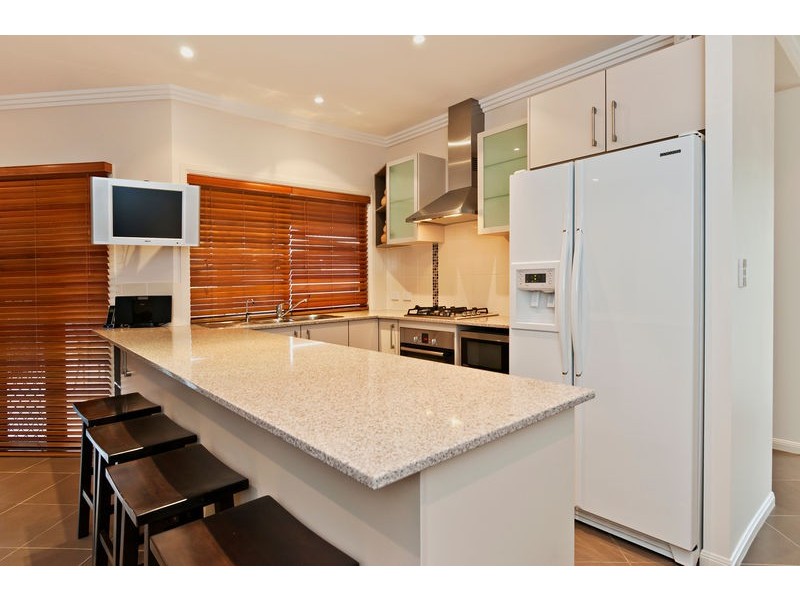 72 Norfolk Circuit, Redlynch QLD 4870