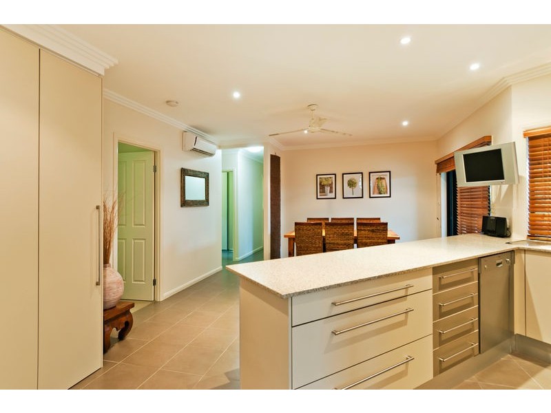 72 Norfolk Circuit, Redlynch QLD 4870