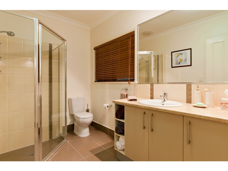 72 Norfolk Circuit, Redlynch QLD 4870