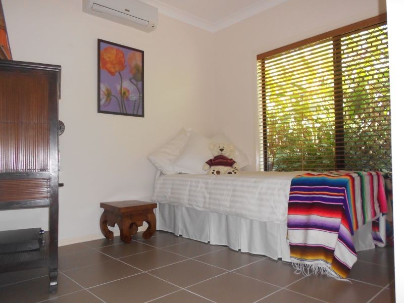 72 Norfolk Circuit, Redlynch QLD 4870