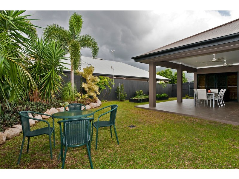 72 Norfolk Circuit, Redlynch QLD 4870