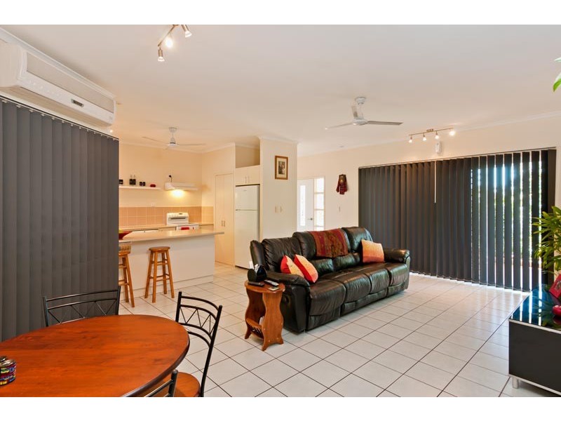 5 Toona Terrace, Redlynch QLD 4870