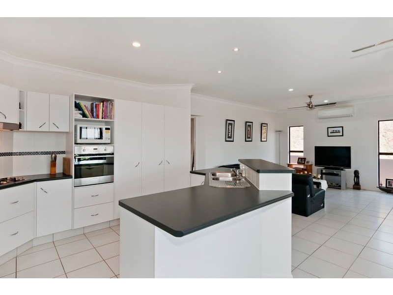 48 Flindersia Street, Redlynch QLD 4870