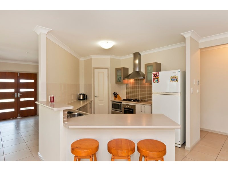 42 Tyrconnell Crescent, Redlynch QLD 4870