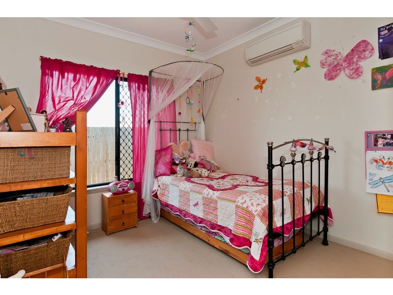 42 Tyrconnell Crescent, Redlynch QLD 4870