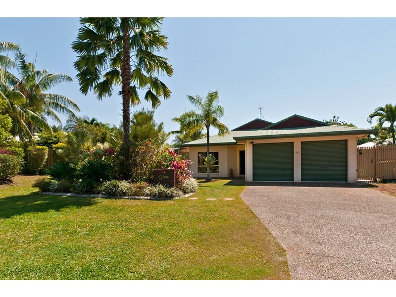 11 Elkhorn Close, Redlynch QLD 4870