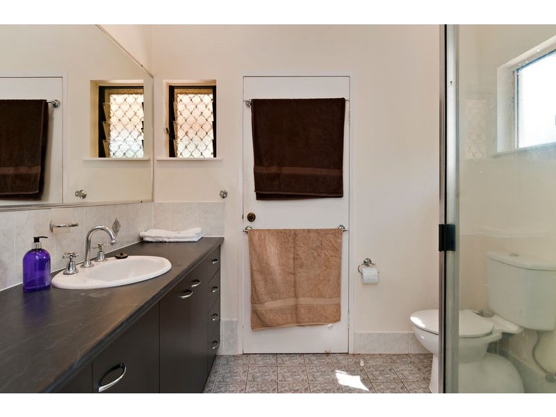 11 Elkhorn Close, Redlynch QLD 4870