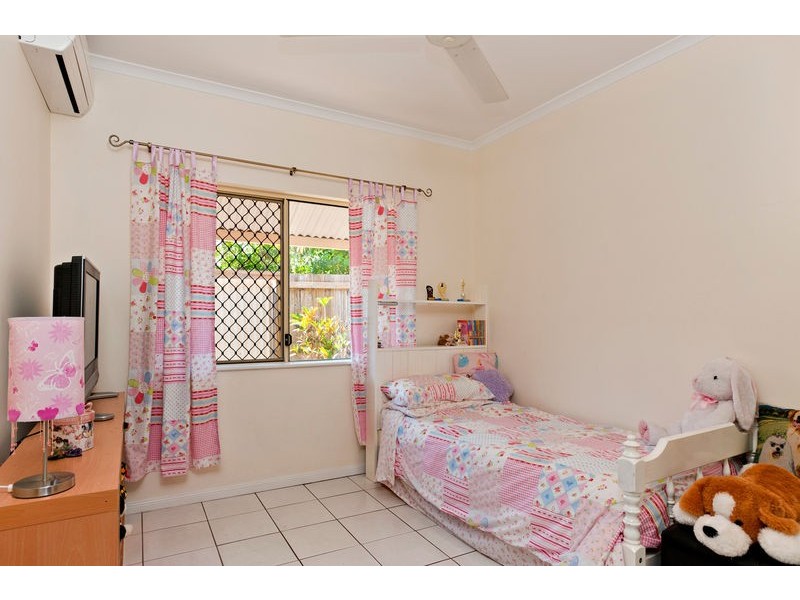 11 Elkhorn Close, Redlynch QLD 4870