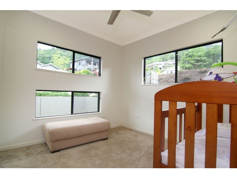 14 Buckinghamia Close, Redlynch QLD 4870