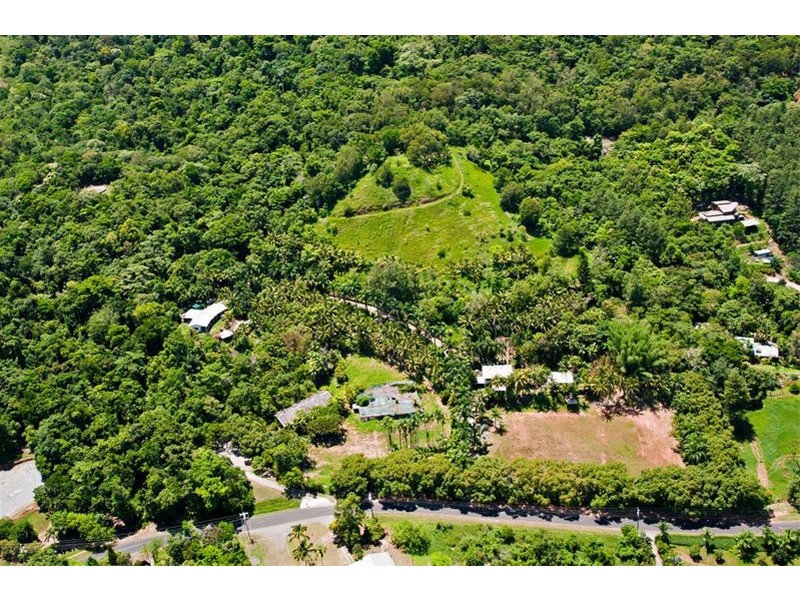 39-47 Harvey Road, Redlynch QLD 4870