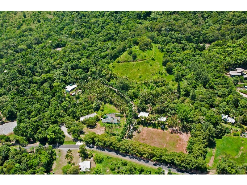 39-47 Harvey Road, Redlynch QLD 4870