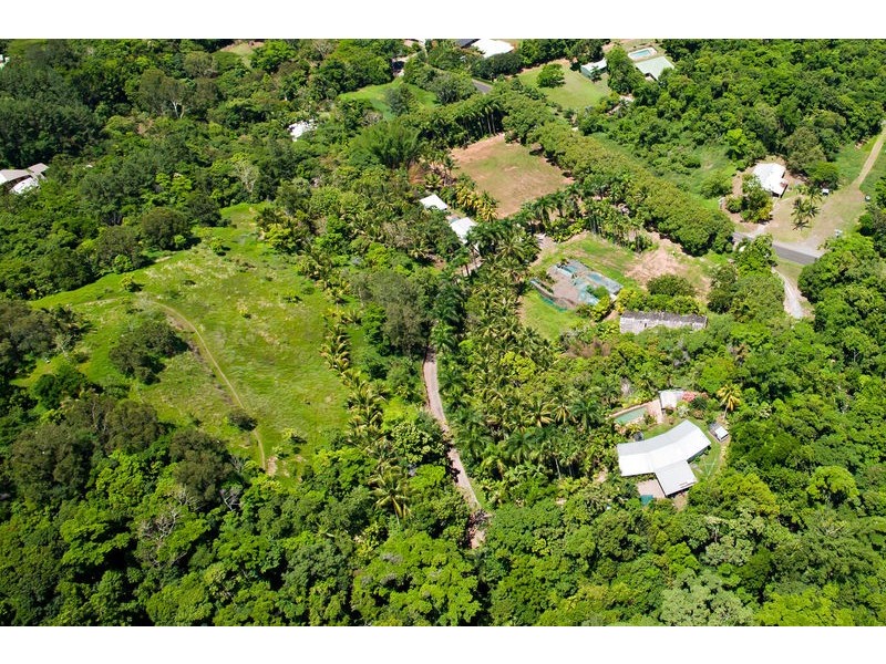 39-47 Harvey Road, Redlynch QLD 4870