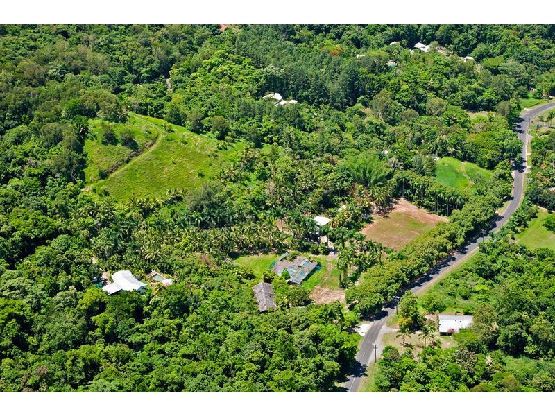 39-47 Harvey Road, Redlynch QLD 4870