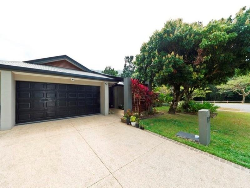 4 Jak Gee Street, Redlynch QLD 4870