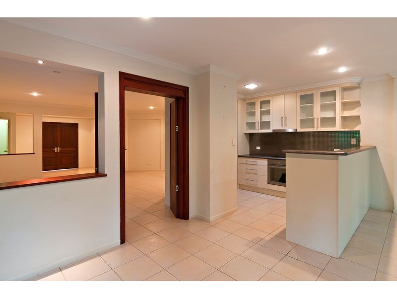 4 Jak Gee Street, Redlynch QLD 4870