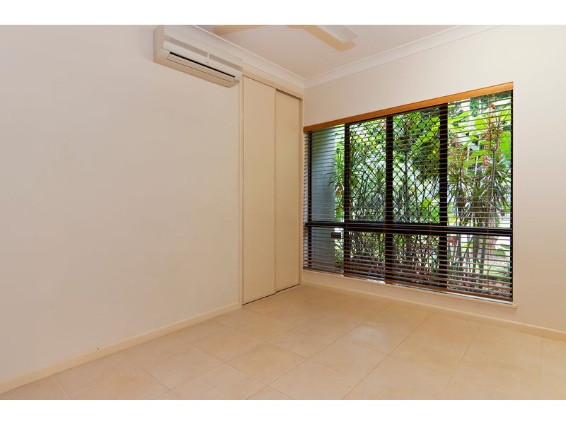 4 Jak Gee Street, Redlynch QLD 4870