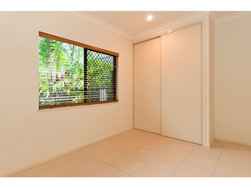4 Jak Gee Street, Redlynch QLD 4870