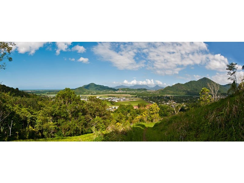 39-47 Harvey Road, Redlynch QLD 4870