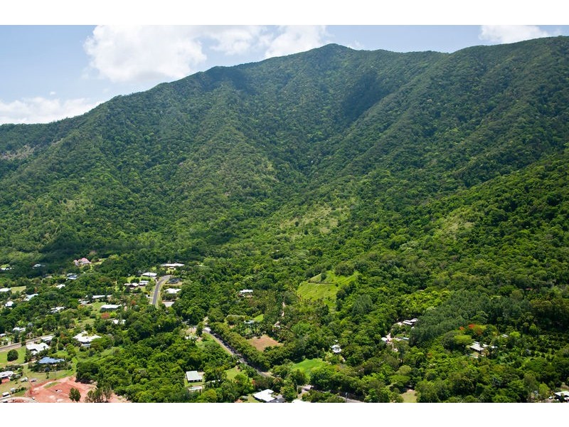 39-47 Harvey Road, Redlynch QLD 4870