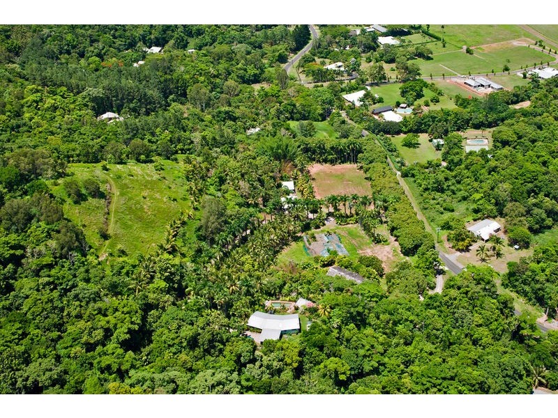 39-47 Harvey Road, Redlynch QLD 4870