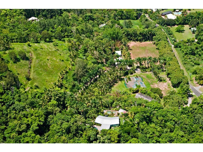 39-47 Harvey Road, Redlynch QLD 4870