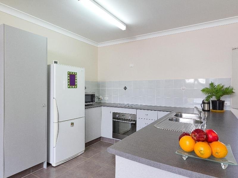 14 Tyrconnell Crescent, Redlynch QLD 4870
