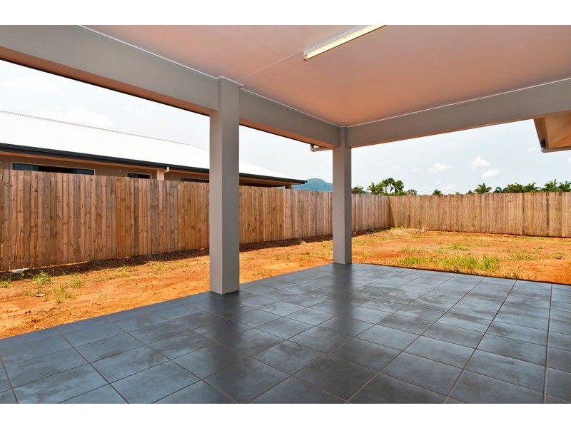 4 Frank Street, Redlynch QLD 4870