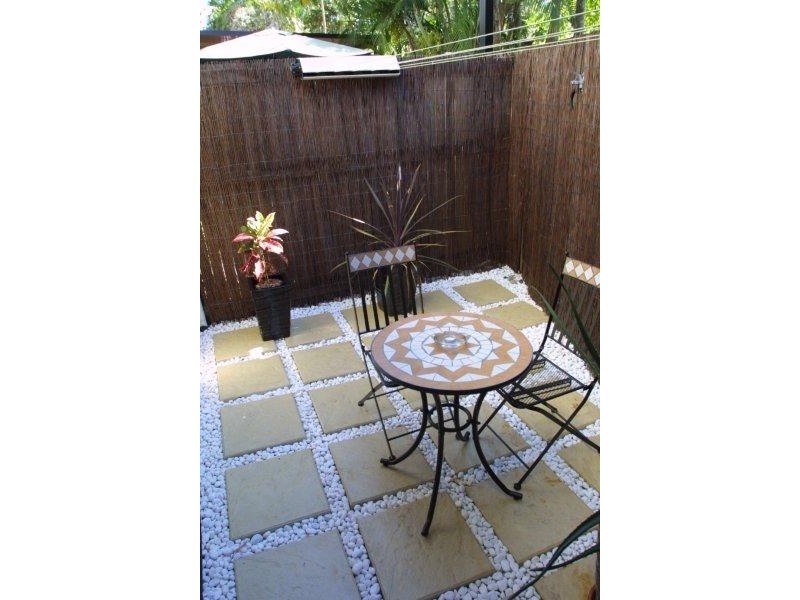 1/6 Tenni Street, Redlynch QLD 4870