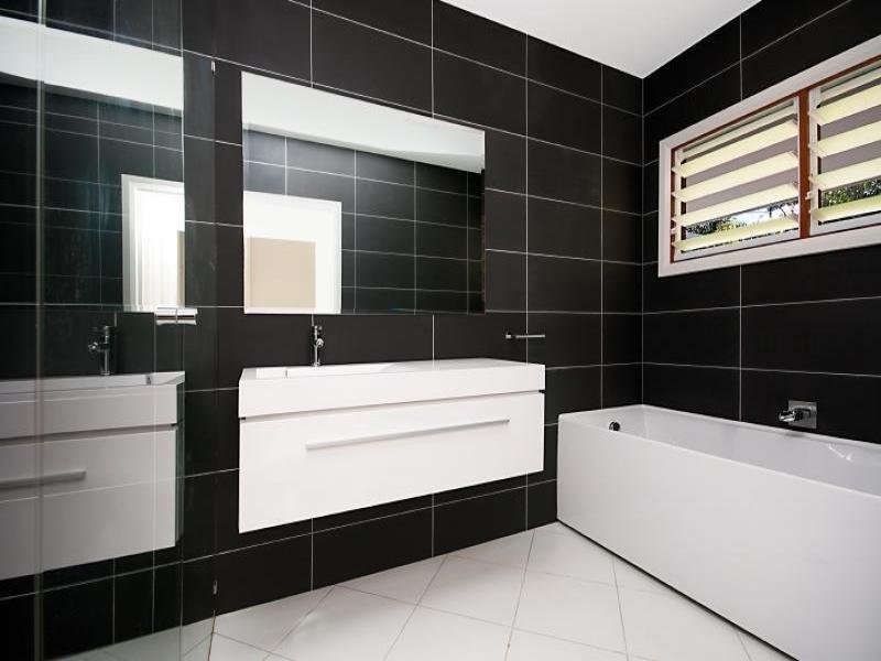 5 Romney Street, Kamerunga QLD 4870