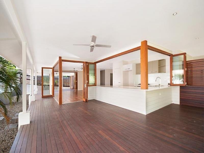 5 Romney Street, Kamerunga QLD 4870