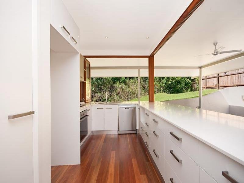 5 Romney Street, Redlynch QLD 4870