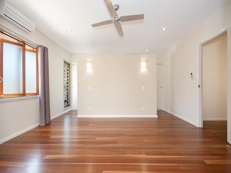5 Romney Street, Redlynch QLD 4870