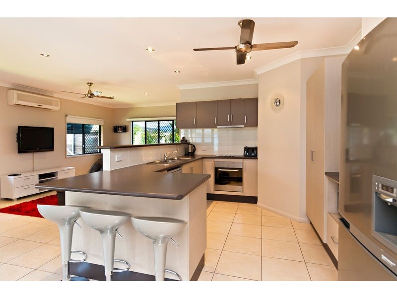 36 Norfolk Circuit, Redlynch QLD 4870