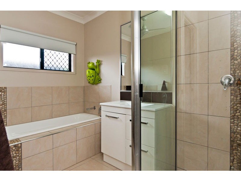 36 Norfolk Circuit, Redlynch QLD 4870