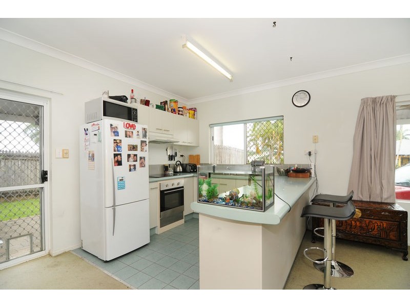 5 Cyperus Drive, Redlynch QLD 4870